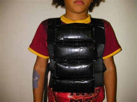 20 DIY Weighted Vest - How To Make A Weighted Vest - DIYsCraftsy