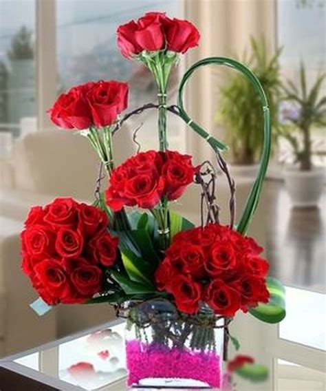 33 Beautiful Valentine Flower Arrangements That You Will Like - MAGZHOUSE