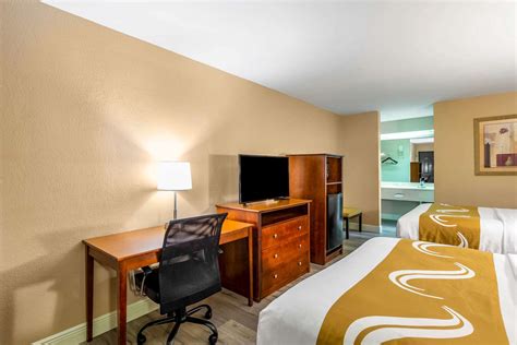 Quality Inn Quincy, FL - See Discounts