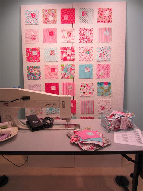 Miss Andrea Quilts: Portable Design Wall