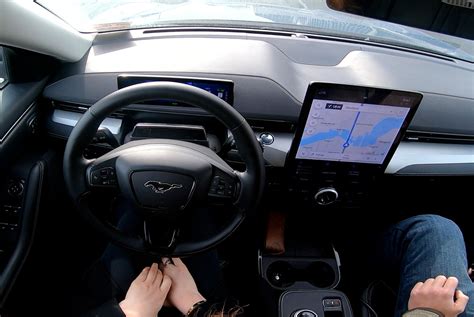 Ford Gets Ready to Launch its BlueCruise Level 2 Hands-free Driving System