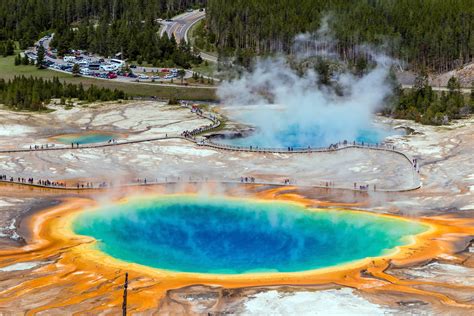 10 Top Things to See in Yellowstone National Park - Savored Journeys