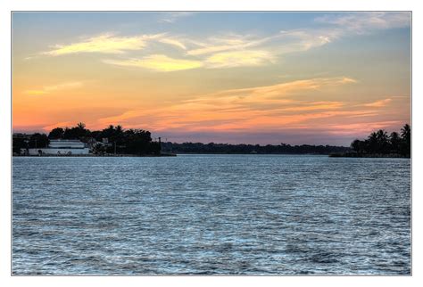 Flores GCA - Lake Peten Itza at sunset 03 | Lake Petén Itzá … | Flickr