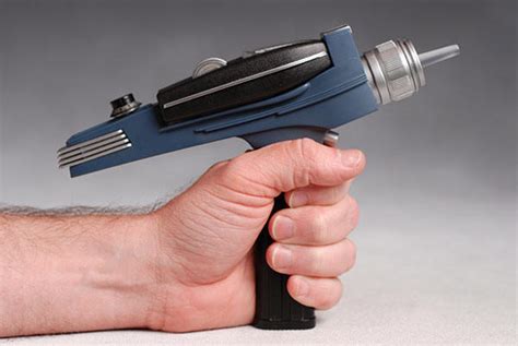 Science Fiction & Horror Star Trek Collectibles Diamond Select Black Handle Classic Phaser Toy ...