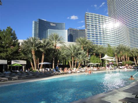 "Pool" Aria Resort & Casino (Las Vegas) • HolidayCheck (Nevada | USA)