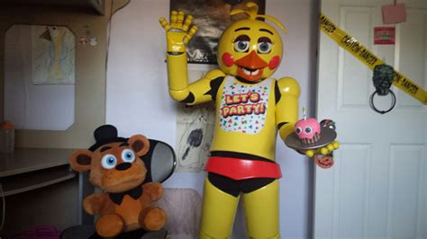 Toy Chica - EVA foam costume by Mark McGrath | Fnaf cosplay, Epic costumes, Chica costume