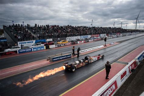 Crashing a Jet Dragster at 300 mph Proves Fatal for 3