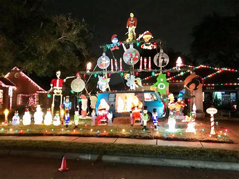 'Spread a little joy': Pecan Grove family goes all out with 40-foot Christmas light display