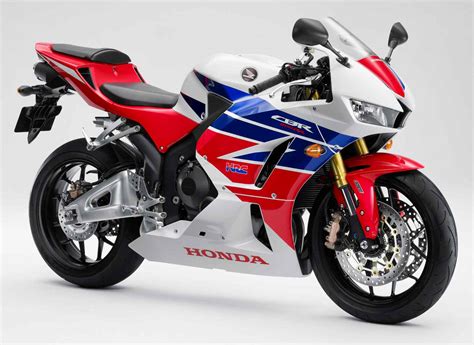 All-New Honda CBR600RR To Be Revealed In October This Year