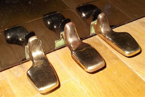 Don't shoot the piano tuner....: Piano pedals (1) - the sustain pedal