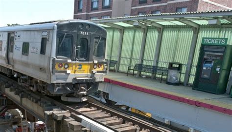 LIRR tickets to go digital – QNS