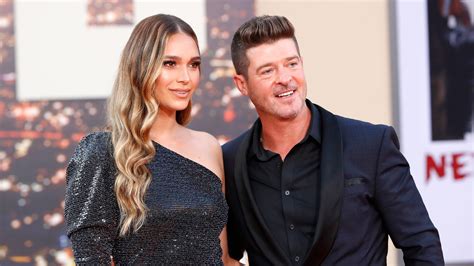 Robin Thicke, April Love Geary announce pregnancy on Instagram