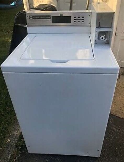 Used Commercial Maytag 14lb Top Load Coin Washer