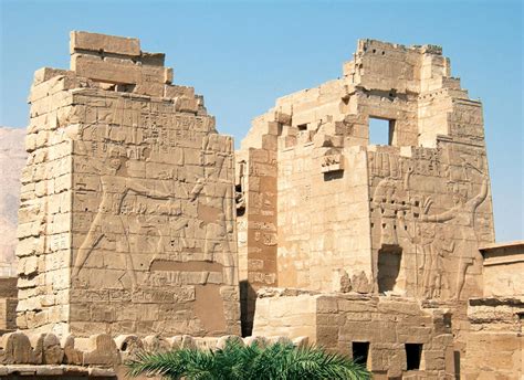 Khentiamentiu: Fortified Cities in Ancient Egypt