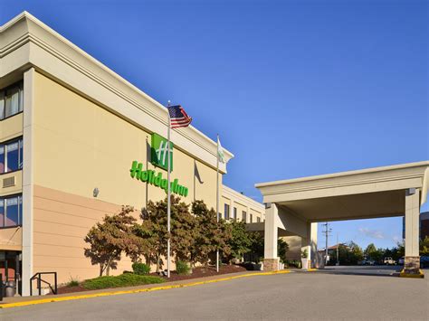 Holiday Inn Pittsburgh-Monroeville Hotel by IHG