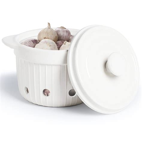 Garlic Keeper with Lid, Ceramic Garlic Saver Container for Countertop, Kitchen Decor (White ...