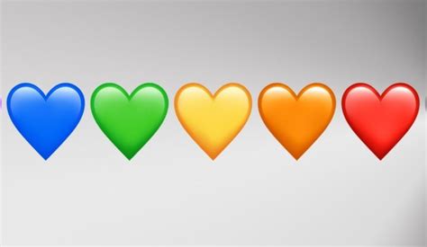 The Different Colors of Emoji Hearts Actually Have Different Meanings