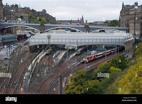 Edinburgh Waverley train station Stock Photo - Alamy