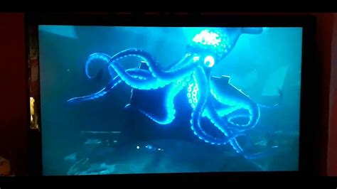 Finding Dory - Giant Squid Chase Scene - YouTube