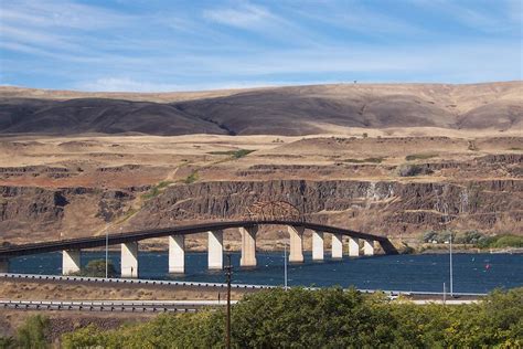 The Sam Hill Memorial Bridge at Biggs, Oregon. – Sherman County, Oregon ...