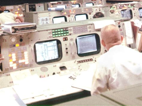 Going boldly: Behind the scenes at NASA’s hallowed Mission Control Center | Ars Technica Nasa ...