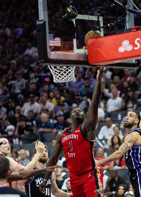 Photos: Pelicans at Kings | Game Action 4/11/2024 Photo Gallery | NBA.com