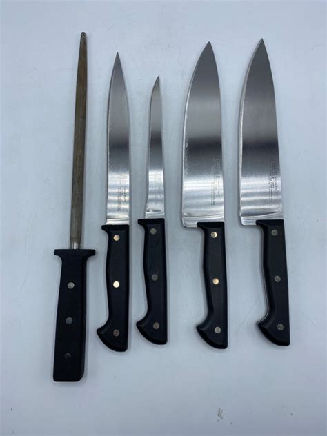 Lot #54 Gerber Kitchen Knife Set - Picks and Treasures, LLC