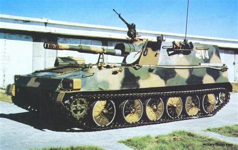 Chinese 122mm self-propelled howitzer Type 89 (PLZ-89)