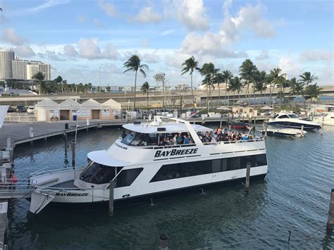 Explore the best Miami Boat tour and take your vacation to another level of excitement!