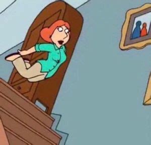 Lois Falling Down Stairs - Meming Wiki