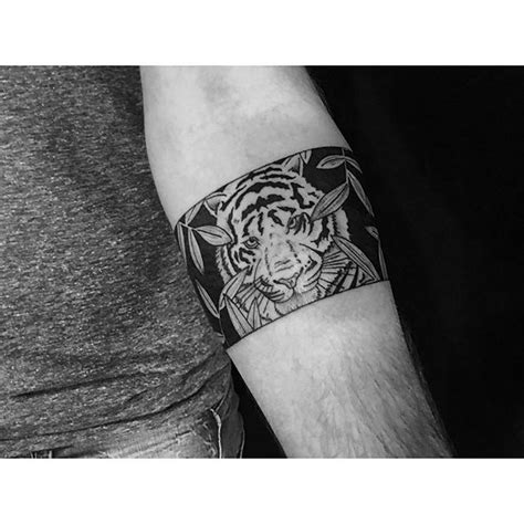 35 [FREE] TATTOO TIGER SHROFF HAND PRINTABLE HD PICTURE DOWNLOAD JPG ...