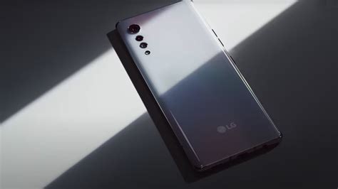 The LG VELVET Connects to 5G and Has a Snapdragon 765 Chip