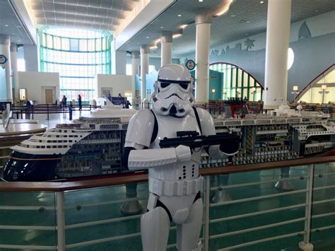 A Peek at Disney Cruise Line's Star Wars Day at Sea