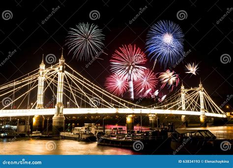 Guy Fawkes Fireworks Over Albert Bridge Editorial Stock Photo - Image of black, dark: 63834193