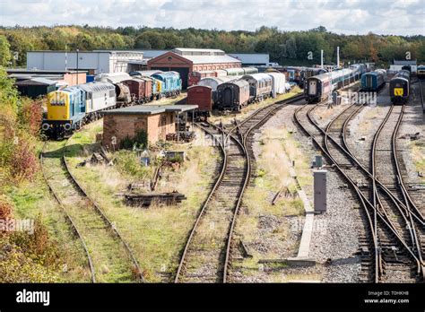 Railway sidings uk hi-res stock photography and images - Alamy