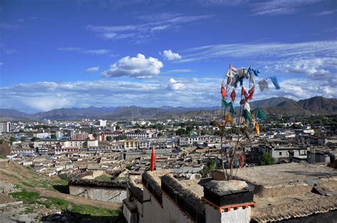 Shigatse – Tibetan Guide