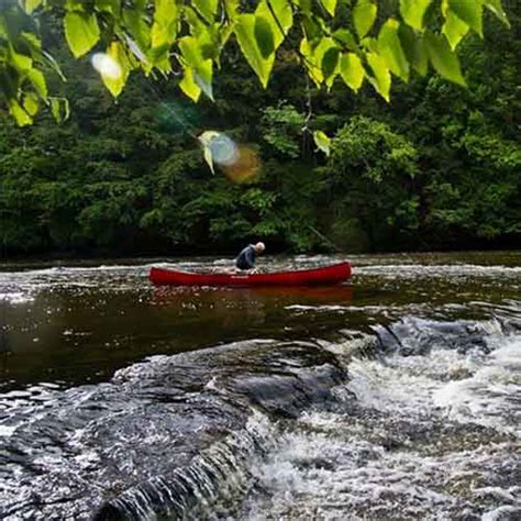 Wenonah Canoe - Makers of the finest canoes all in the United States