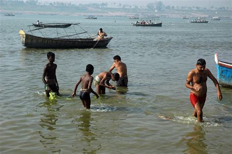 Allahabad Sangam editorial photo. Image of boats, saraswati - 25429436