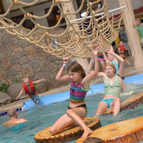 Best Indoor Waterparks in Wisconsin | Timber Ridge Lodge & Waterpark