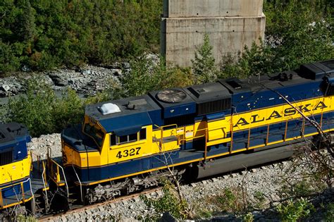 Alaska Railroad "Denali Star" | passing under Nenana River B… | Flickr