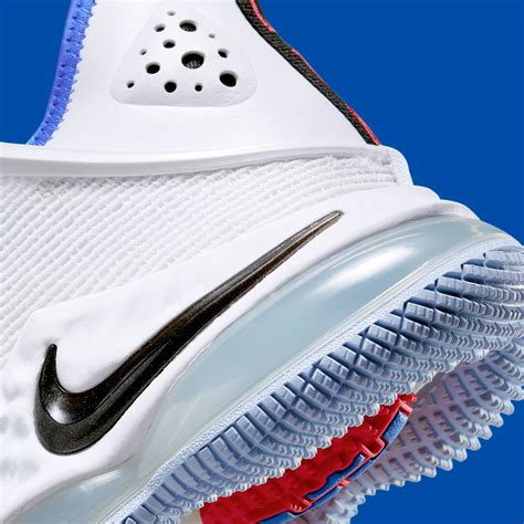 Nike LeBron 19 Low White Black Medium Blue Siren Red DH1270-100 ...