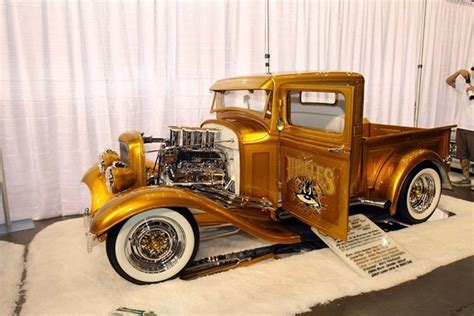 '32 Ford pickup | Ford pickup, Classic trucks, Ford trucks