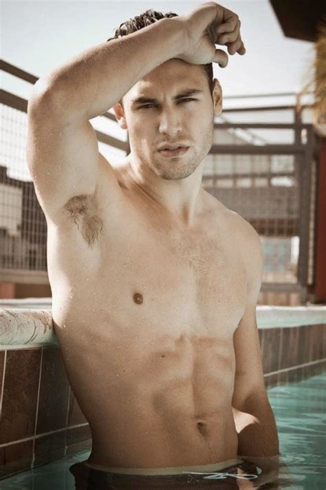 Ryan Guzman | Pretty Little Liars Wiki | Fandom