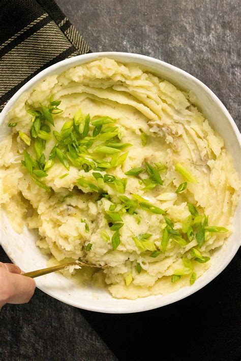 Olive oil mashed potatoes (dairy-free and delicious!)