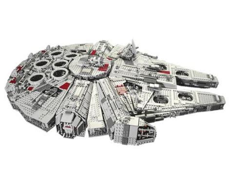 LEGO Set 10179-1 Millennium Falcon (2007 Star Wars > Ultimate Collector ...