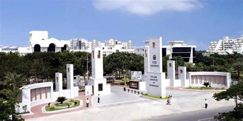 Vellore Institute of Technology (VIT-Bhopal) | Fees, Eligibility, Courses, Placement,Hostel ...