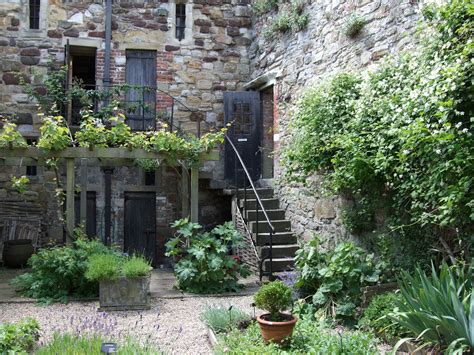 Medieval Herb Garden, Ypres Tower, Rye, East Sussex. | Flickr