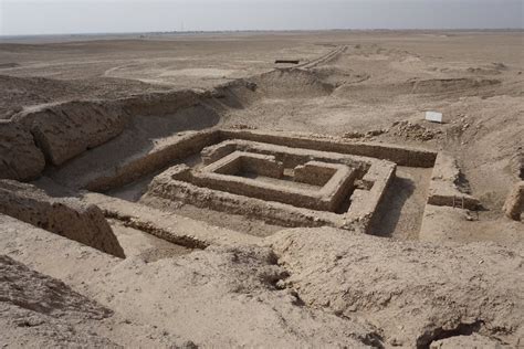 13. Anu district, Phase E of Uruk III. Sumerian city Uruk. Photo ...