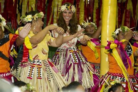 tuvalu, traditional clothing and music - Google Search | Kate middleton ...