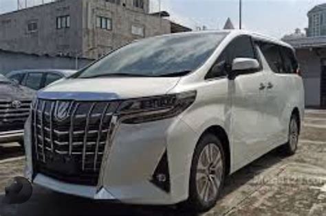 TOYOTA ALPHARD 2022 Full Spec, Cars, Vehicle Rentals on Carousell